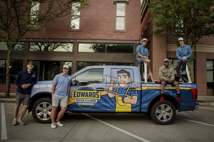 Edwards Gutter Cleaning and Power Wash