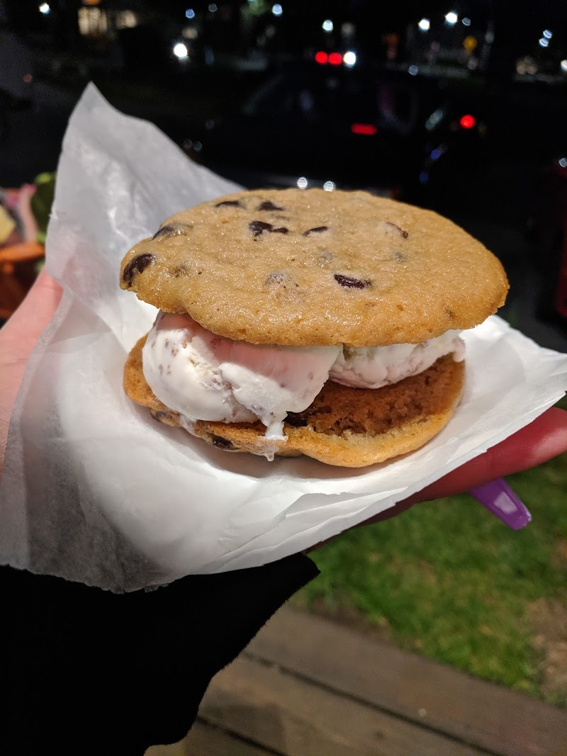 Ice Cream Cafe photo 2