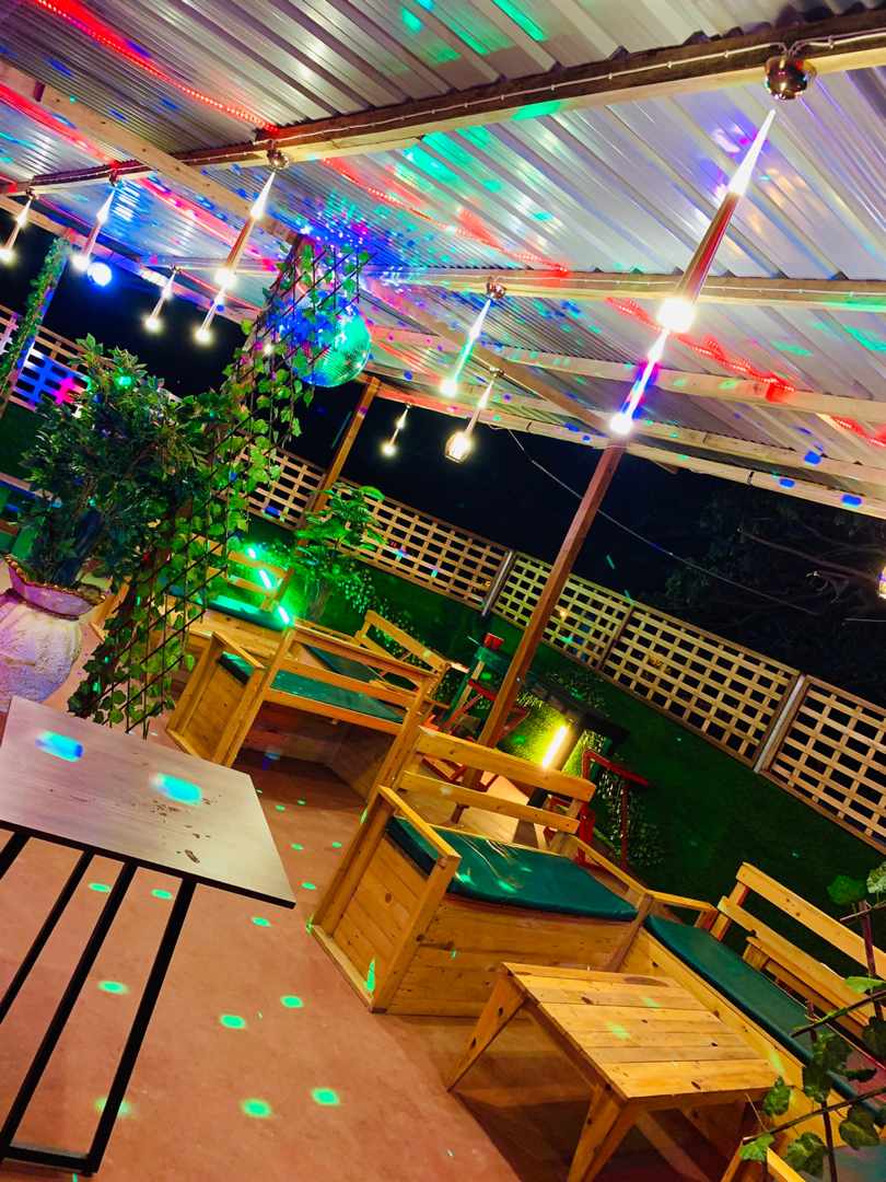 MoonLight Cafe