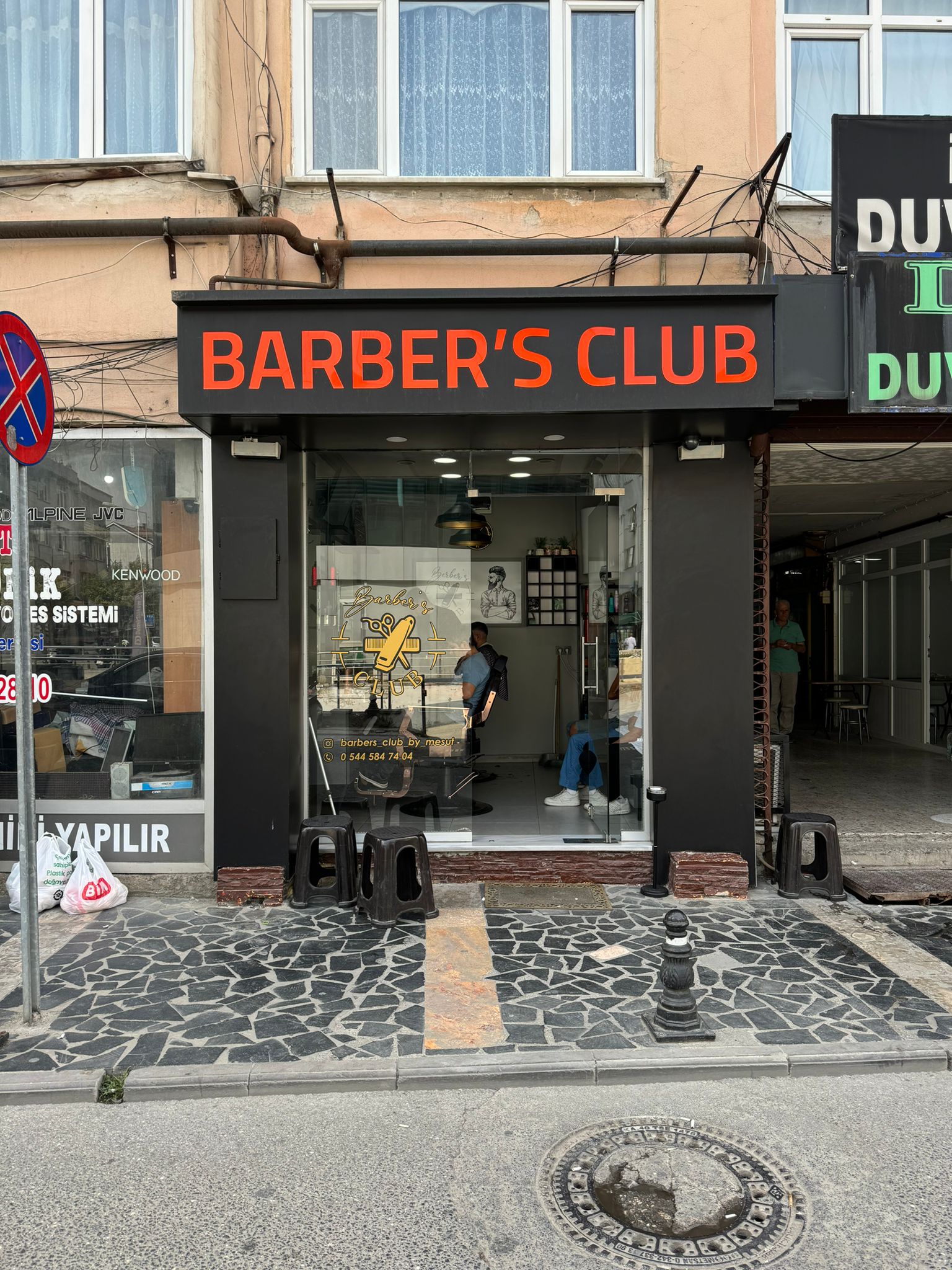 Barber’s Club By Mesut mekanı