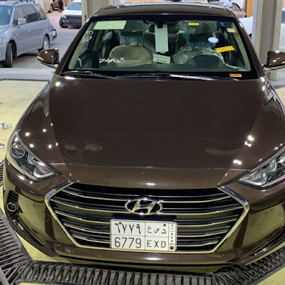 المحطة السوداء لتلميع السيارات