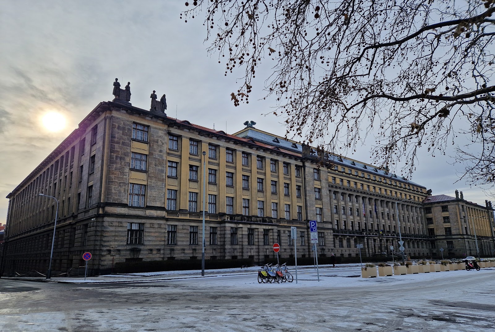Ministry of Transport