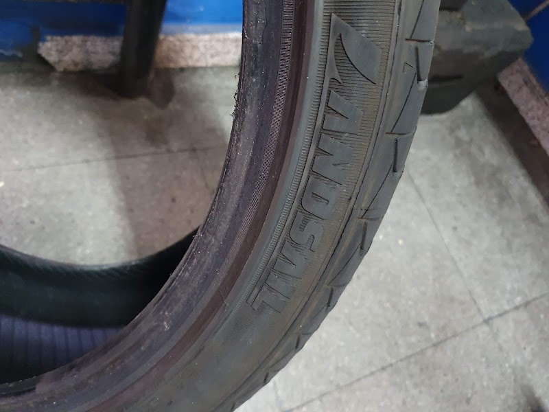 Taller mecánico Fiser photo 4