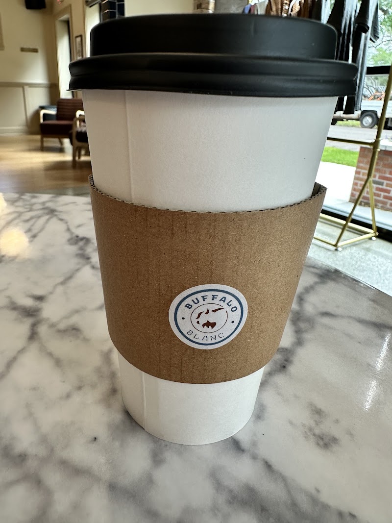 Buffalo Blanc photo 3