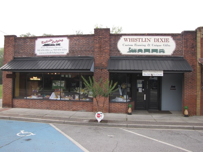 Whistlin’ Dixie Custom Framing, Unique Gifts & Cafe photo 1