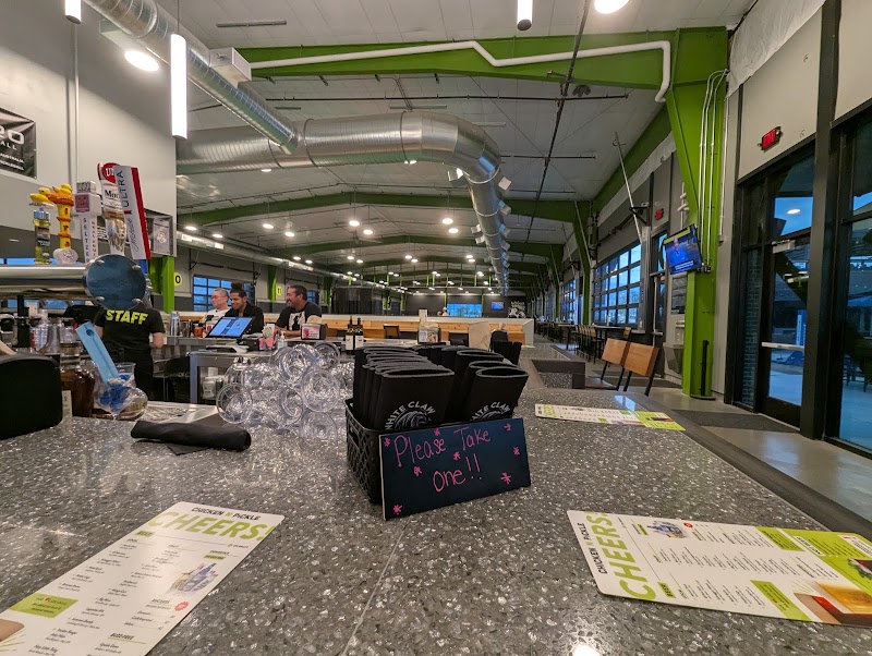 Chicken N Pickle - Henderson photo 7