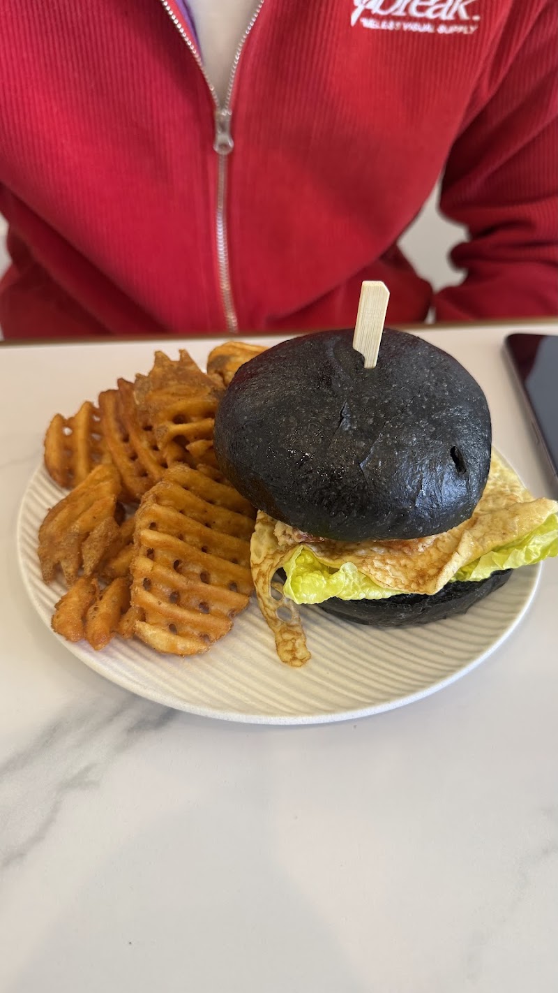 Moli Patisserie & Cafe photo 5