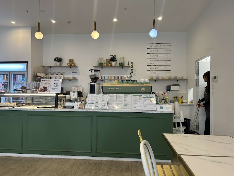 Moli Patisserie & Cafe photo 8