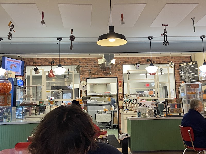 Holly Cafe photo 4