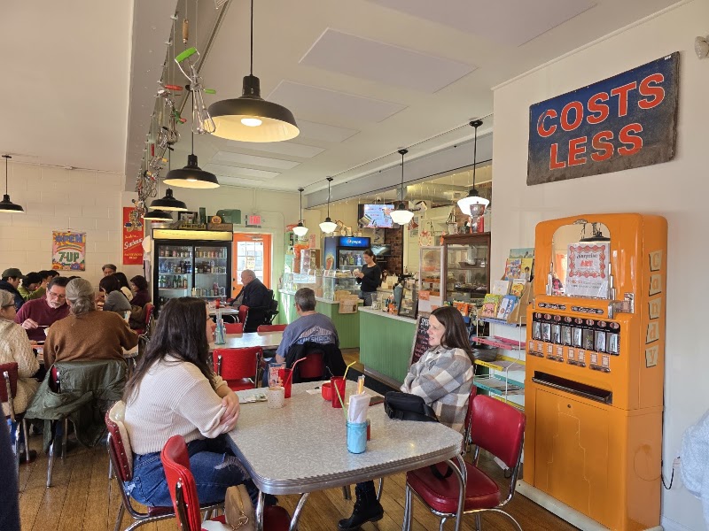 Holly Cafe photo 4