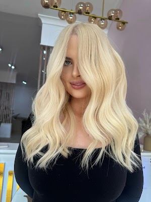 Dollhouse Hair Salon photo 3