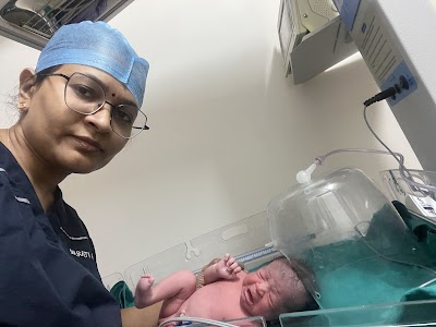 Dr Rati Adhaulia - Image 2