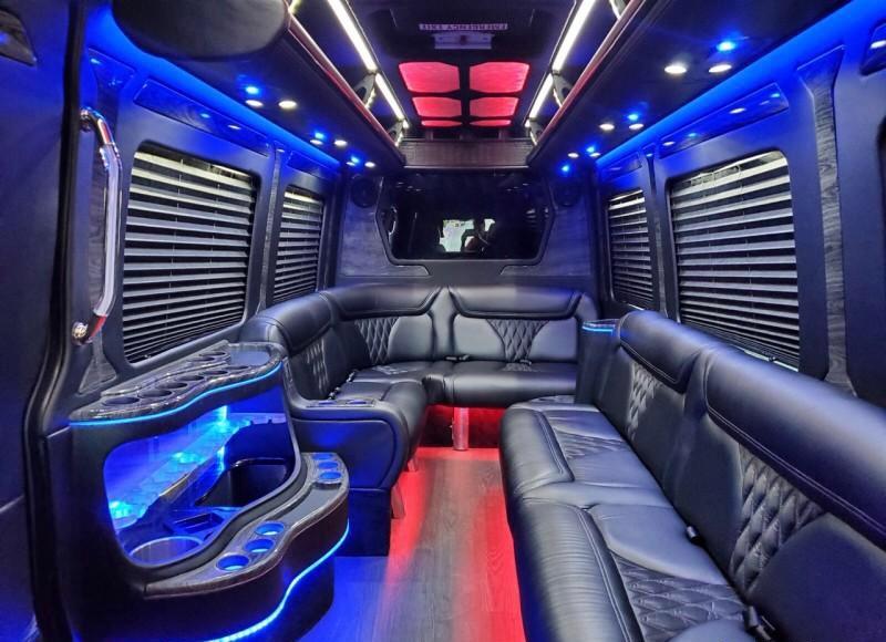 Eddie Limo: Google Places image 3