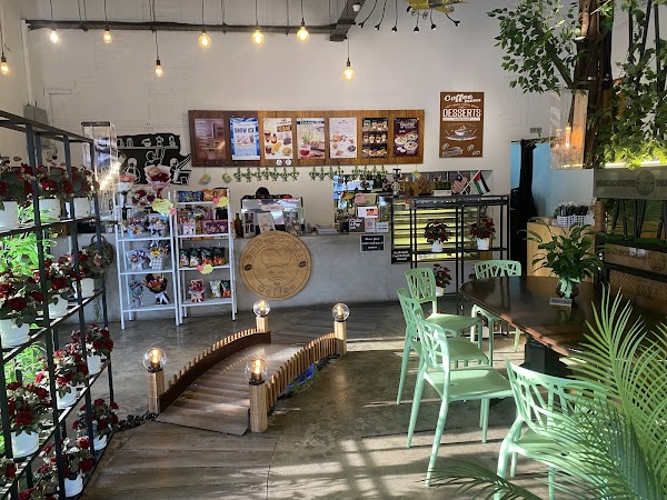 Smiling Orchid Coffee - Photo 1