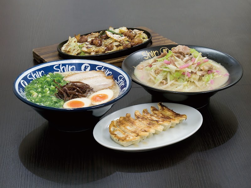 博多らーめんShinShin KITTE博多店 写真2