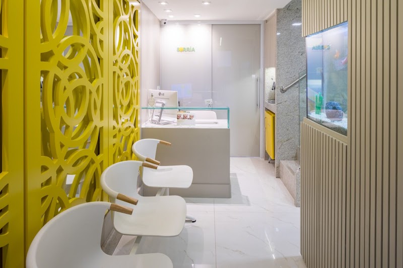 Sorria Instituto Odontologico (Helena Nascimento Pavanelli) - foto 3