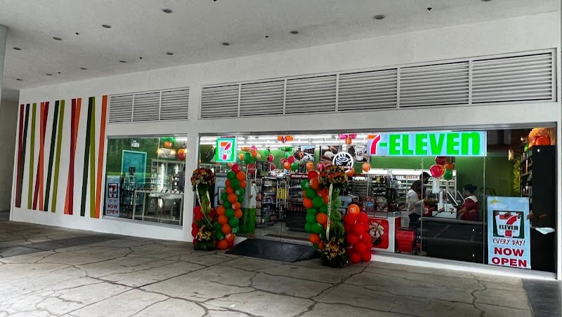 7-Eleven Capital House (3662)