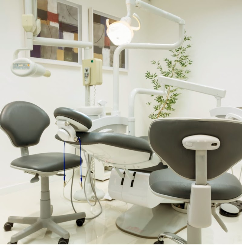 Implante Batel Odontologia - Dentista em Curitiba - foto 3