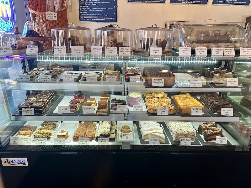 Bonjour Bakery & Café photo 4