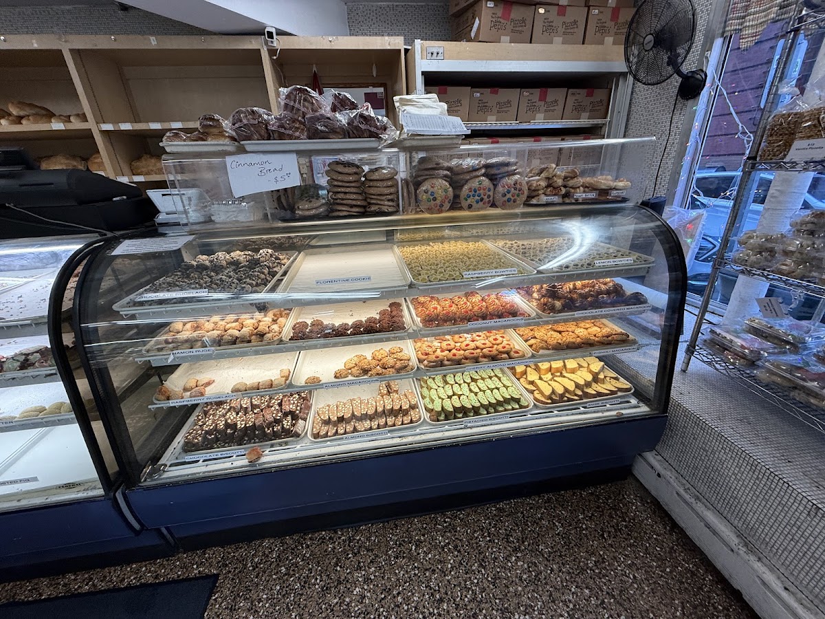 Bova's Bakery photo 4