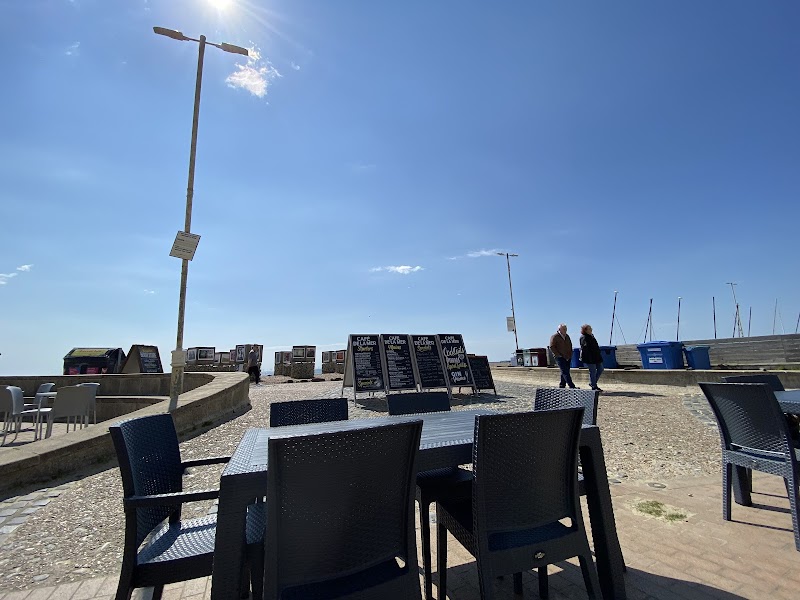 Cafe de la Mer