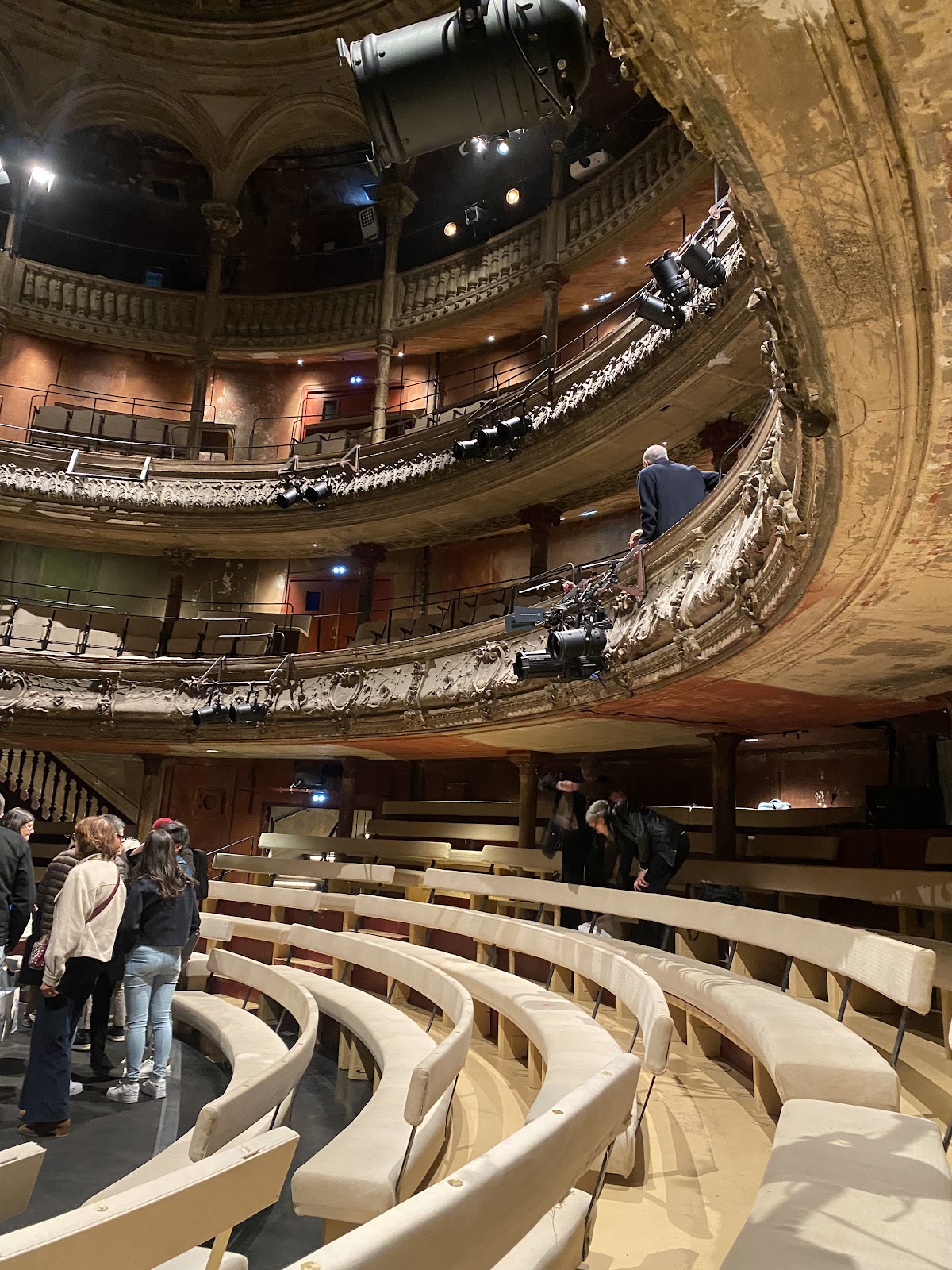 Théâtre des Bouffes du Nord, vue extérieure