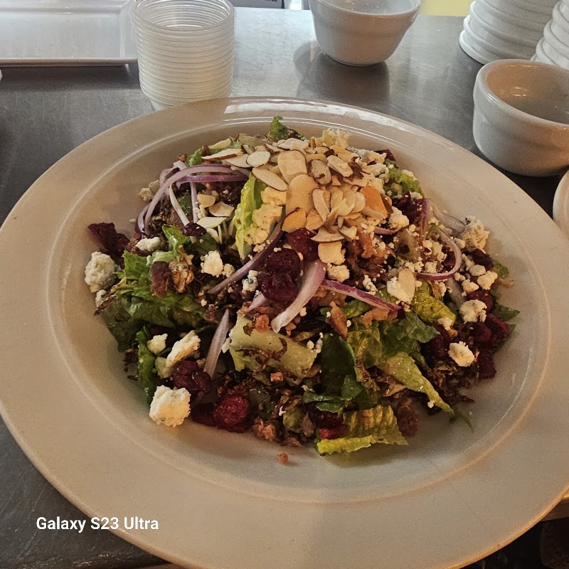 Ellen's Bakery & Cafe photo 4