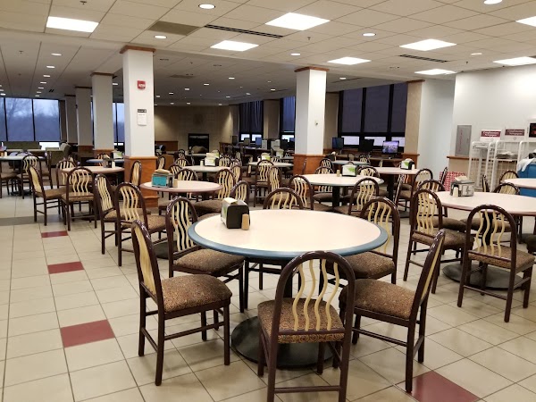 BELLARMINE WOW WINGERY exterior