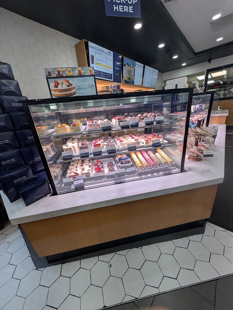 Paris Baguette photo 2
