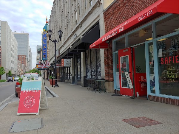 SAFIER MEDITERRANEAN DELI exterior