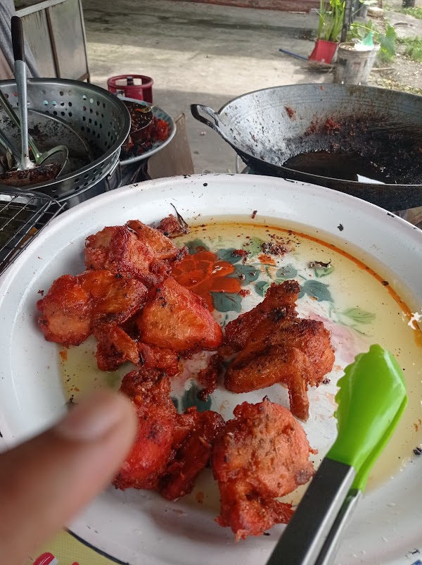Kak Yam Pulut Ayam - Photo 1