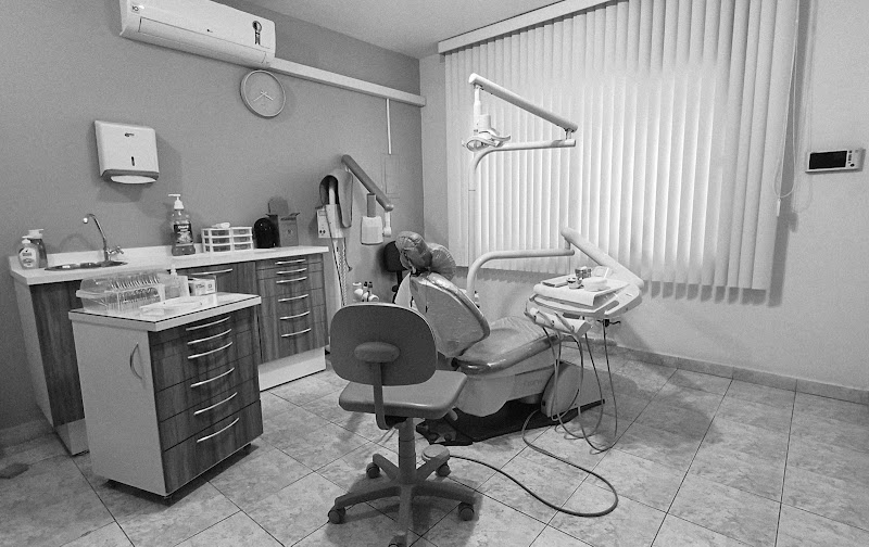 Odontologia Curitiba - Dra Priscila Albini