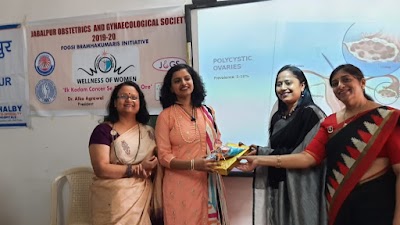 Sparsh Women's Clinic (DR.SNEHA T. METHWANI)