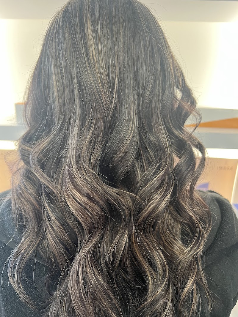 Hair By Lynn Massengill