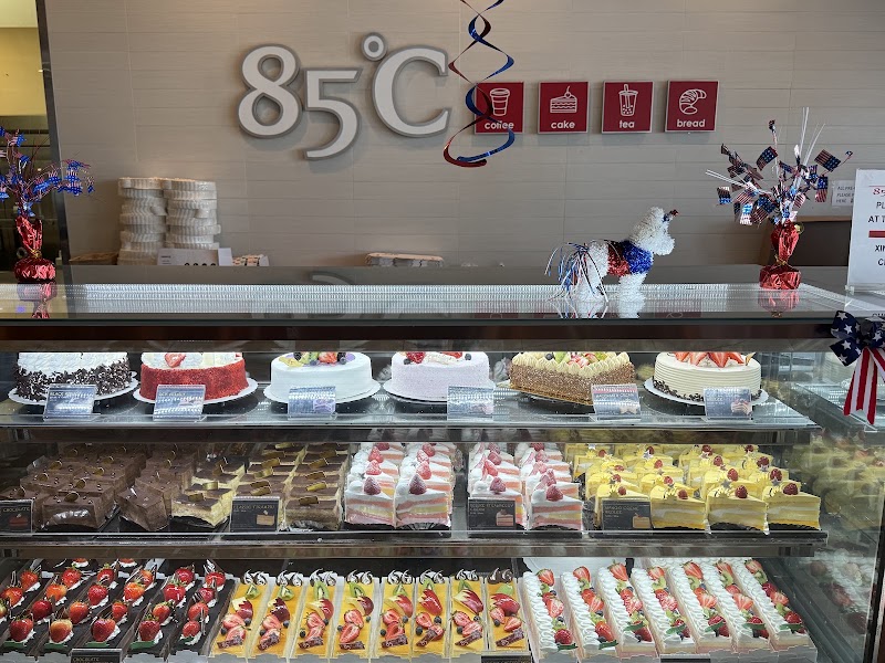 85°C Bakery Cafe - Garden Grove photo 4