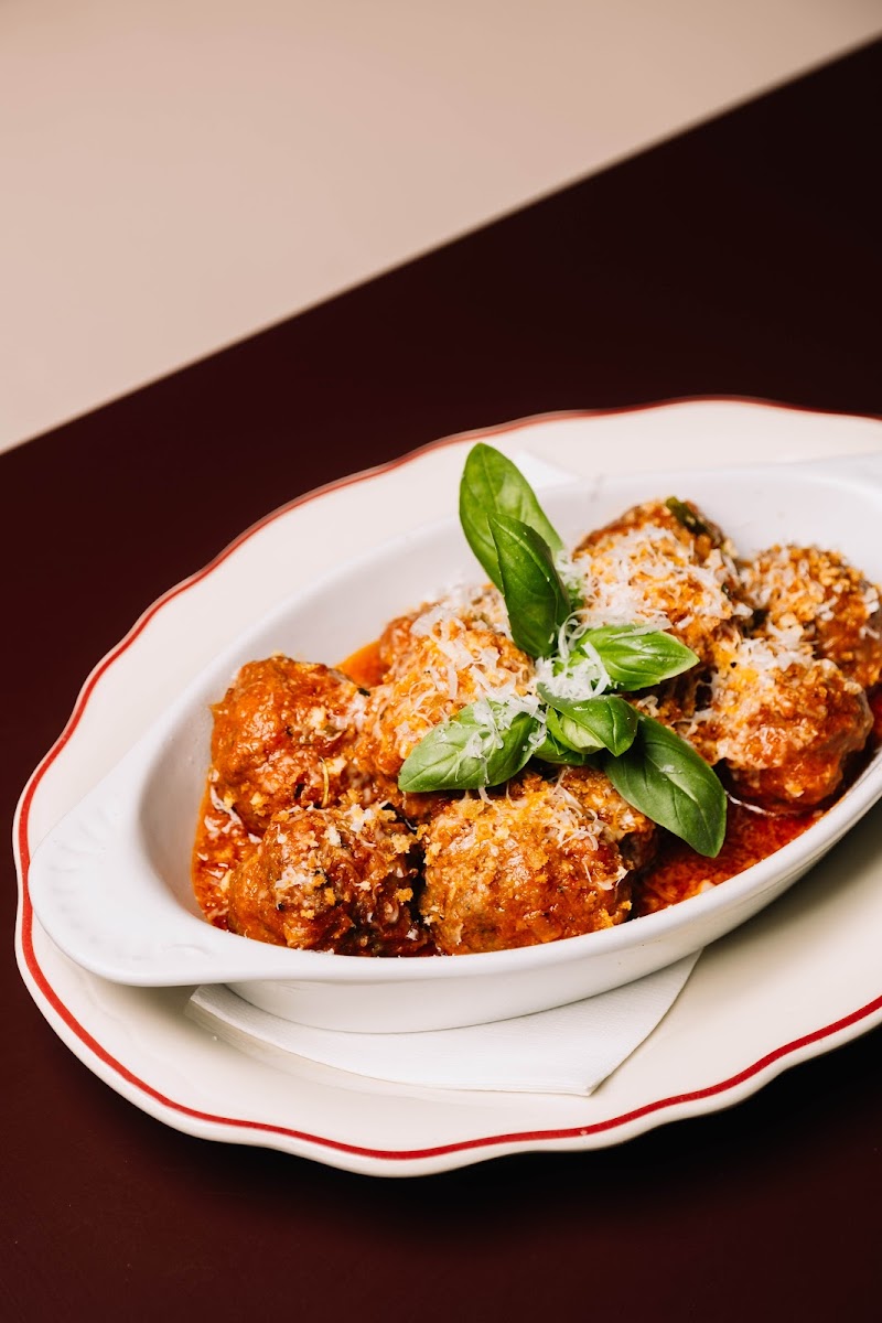 Reno's Bistro photo 4