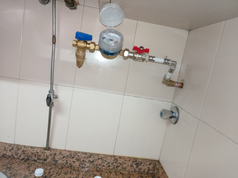 Fontanería Maxi photo 1