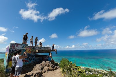 Lanikai Pillbox Trail