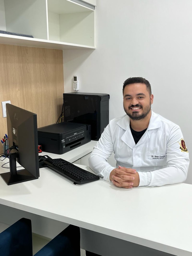 Castellar Odontologia Dentista em Jardim da Penha - foto 5