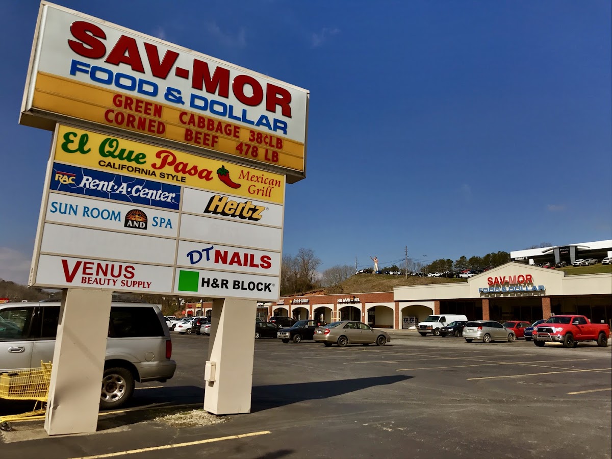 Town & Country Shopping Center