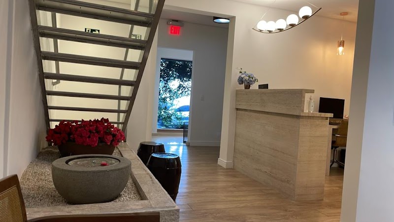 Clínica Aronson - Odontologia Avançada