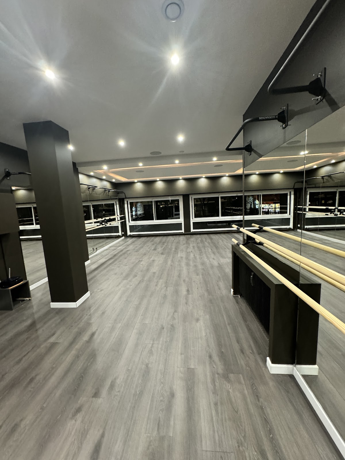 COACH INSTITUTE, vue extérieure