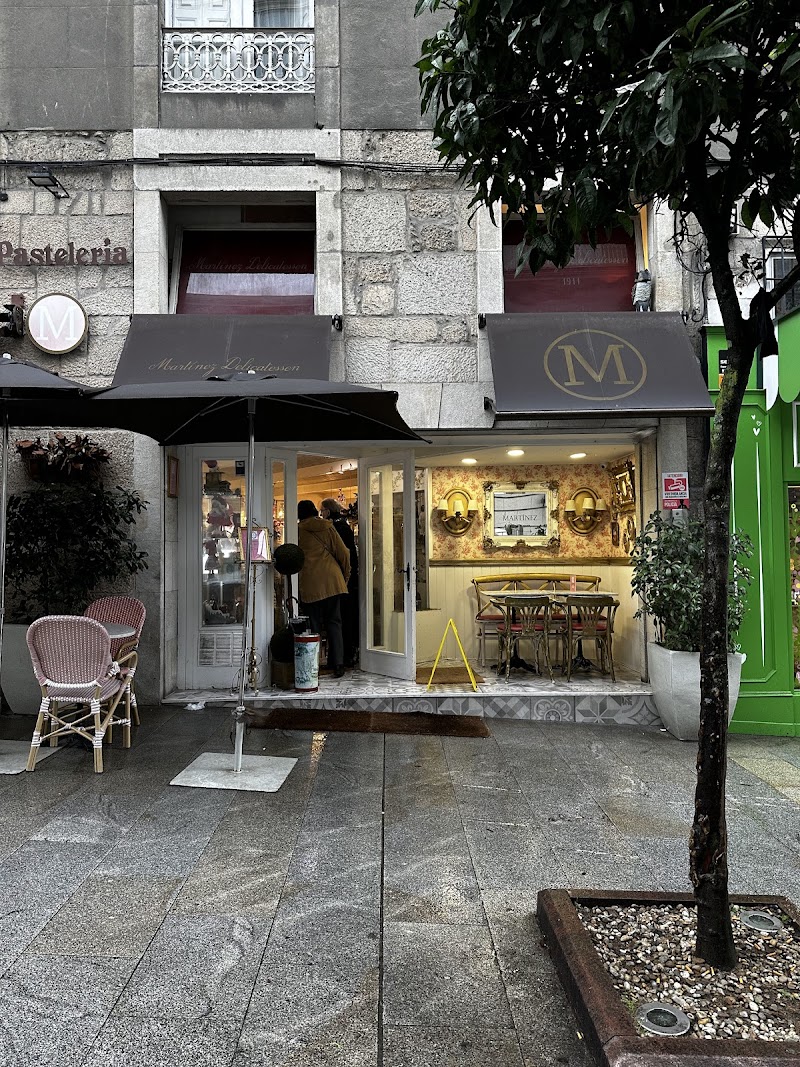 Delicatessen martinez photo 5