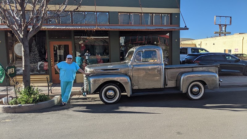 Flatbed Ford Cafe photo 1