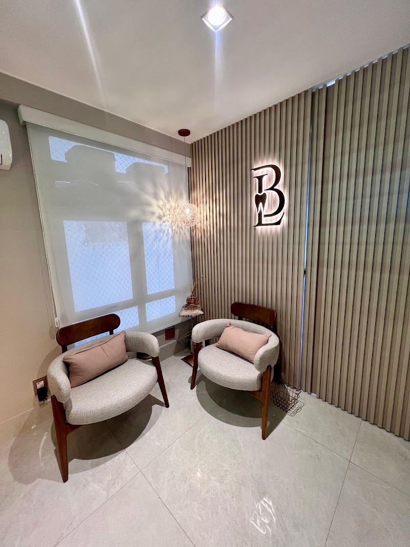 Dra. Luciana Bassitt - Cirurgiã Dentista e Estética Orofacial - foto 4