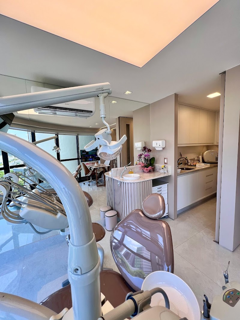 Dra. Luciana Bassitt - Cirurgiã Dentista e Estética Orofacial - foto 3