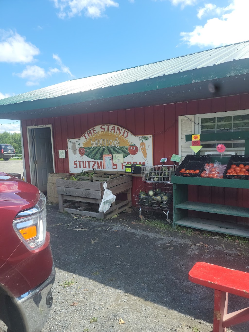 Stutzman’s Farm Stand & Brick Oven Cafe