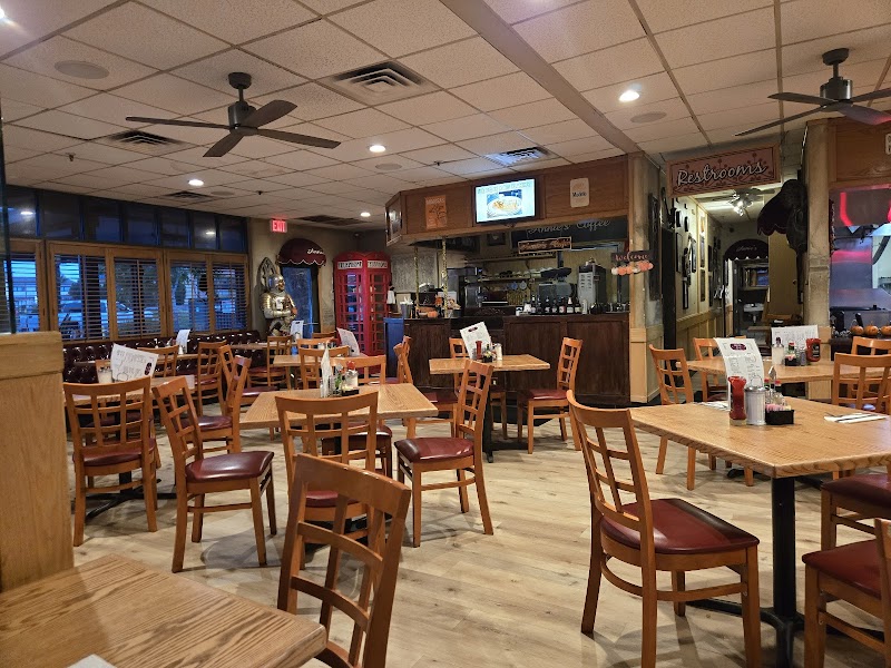 Annie's Cafe Lake Elsinore photo 3