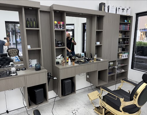 London Base Barbershop Port Melbourne photo 2