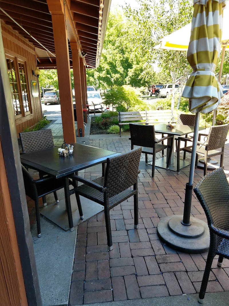 Tea Bar & Fusion Kitchen - Chico Vallombrosa/Downtown photo 1